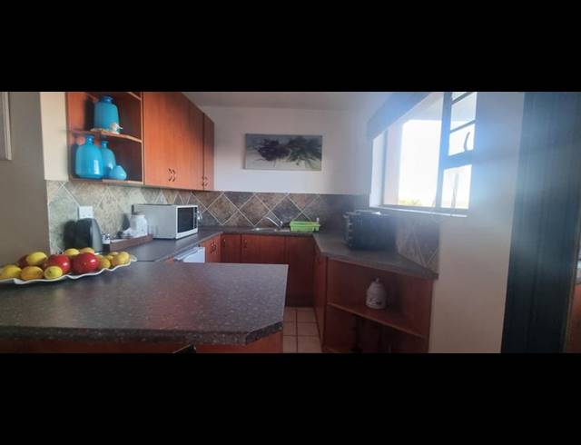 1 BEDROOM PROPERTY TO RENT IN DANA BAY